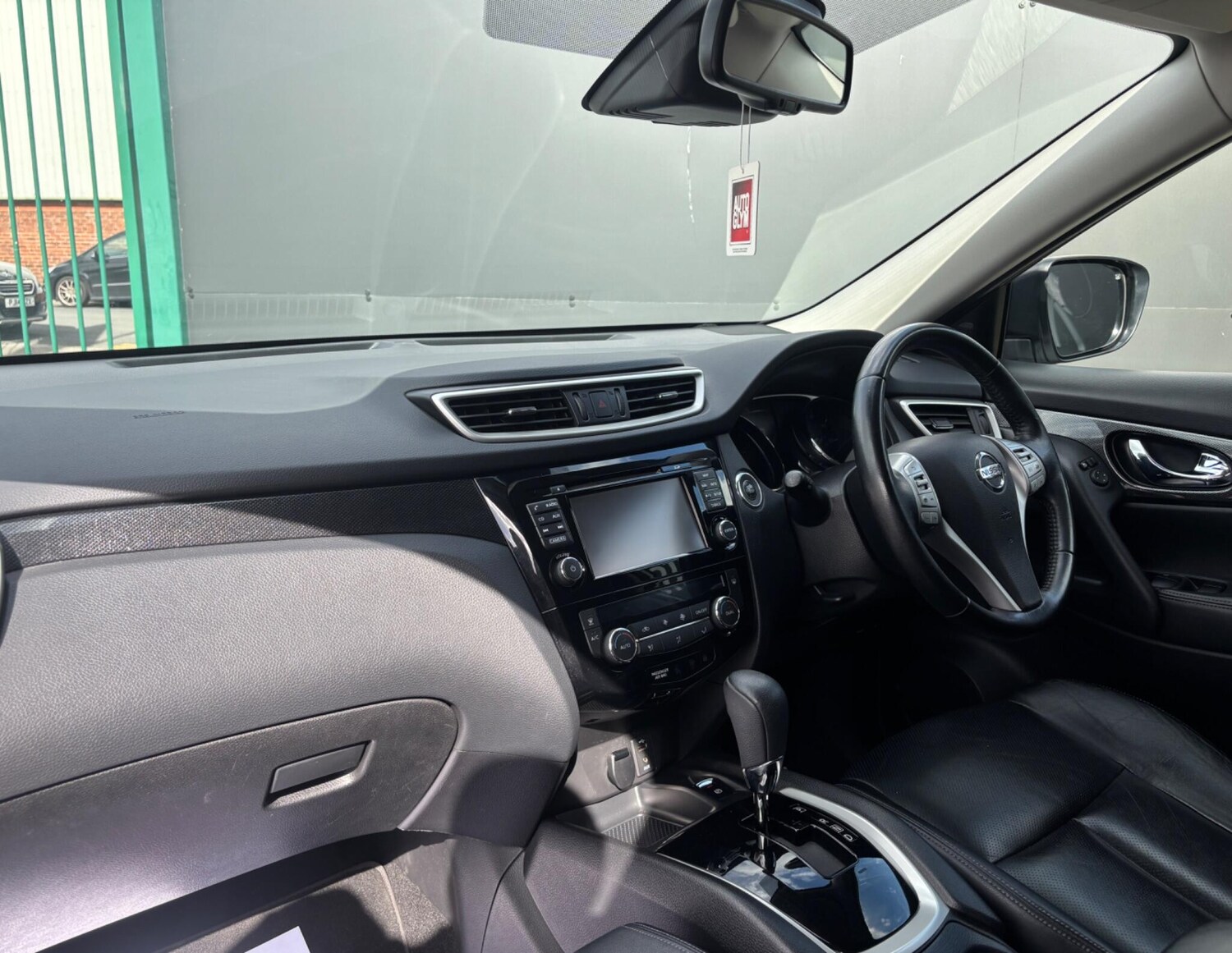 Used Nissan X-Trail 2017 for sale - 76020409: Photo 33