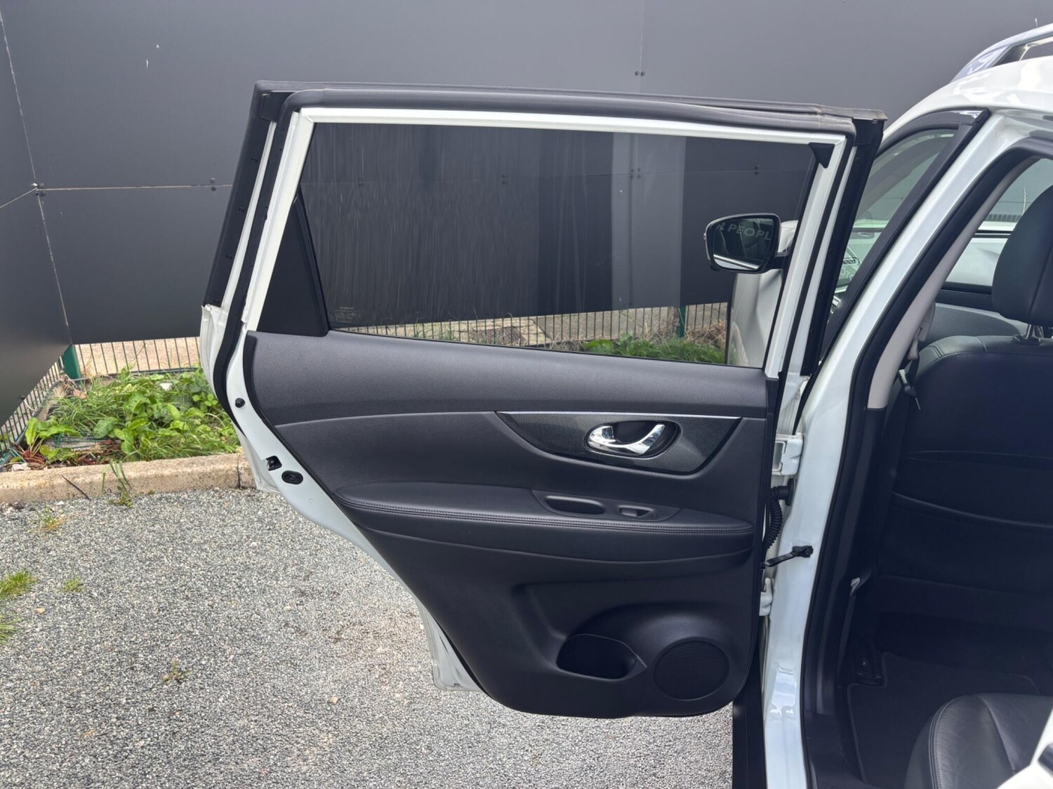 Used Nissan X-Trail 2017 for sale - 76020409: Photo 43