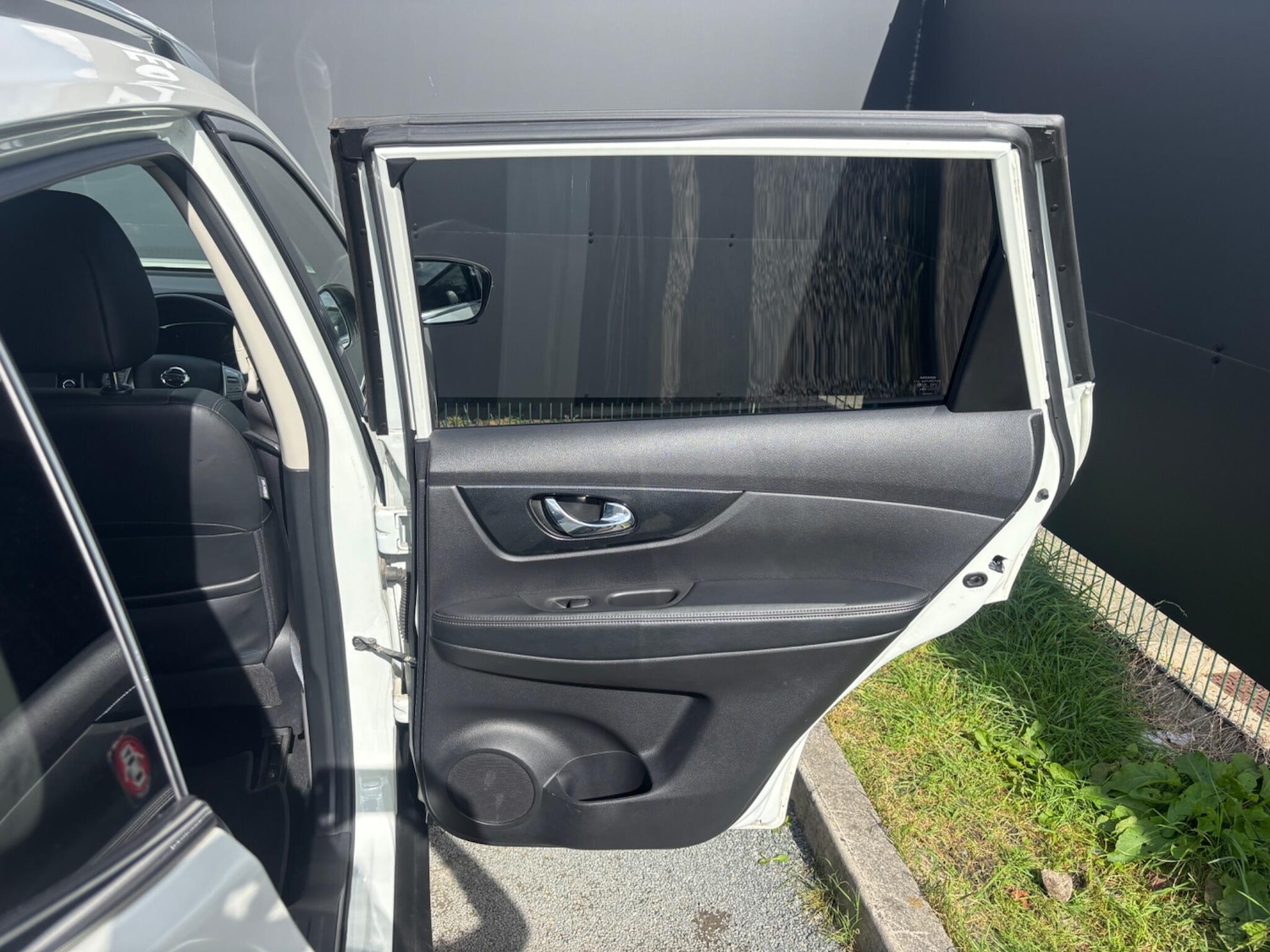 Used Nissan X-Trail 2017 for sale - 76020409: Photo 47