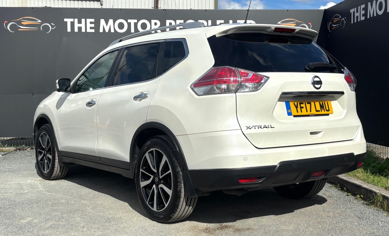 Used Nissan X-Trail 2017 for sale - 76020409: Photo 9