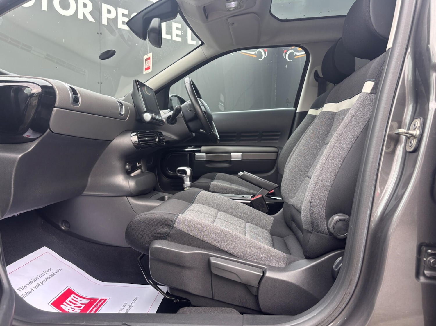 Vehicle 29