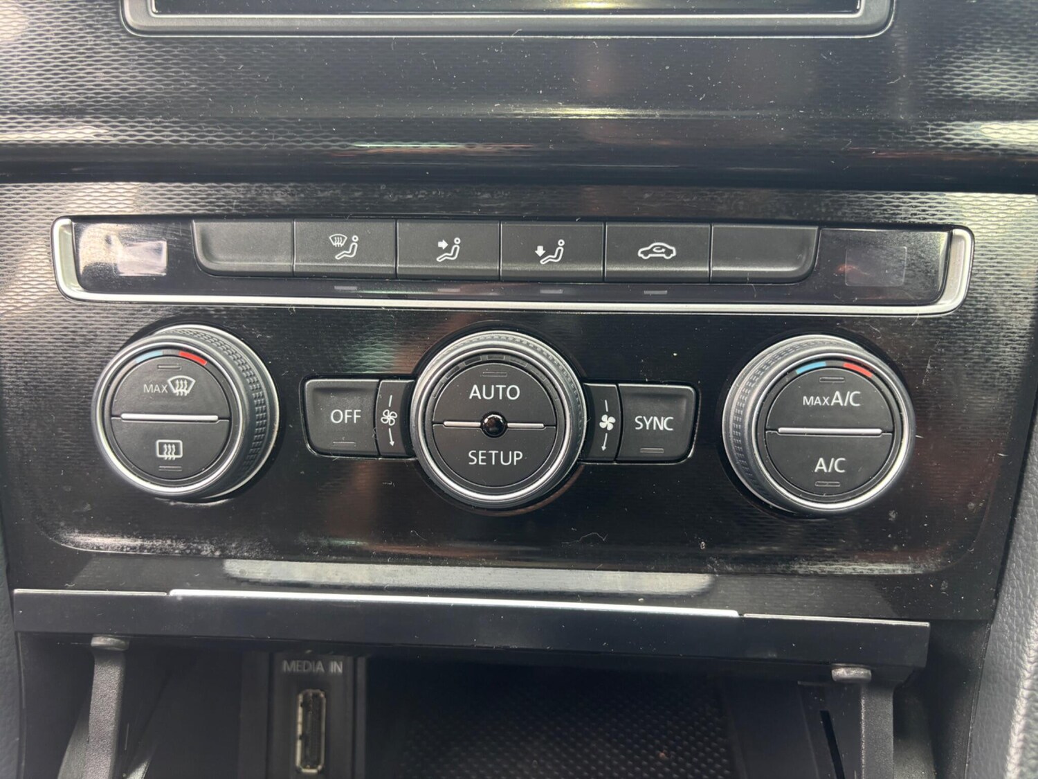 Vehicle 48