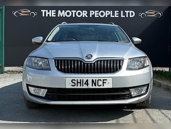 Used Skoda Octavia 2014 for sale - 75687344: Photo