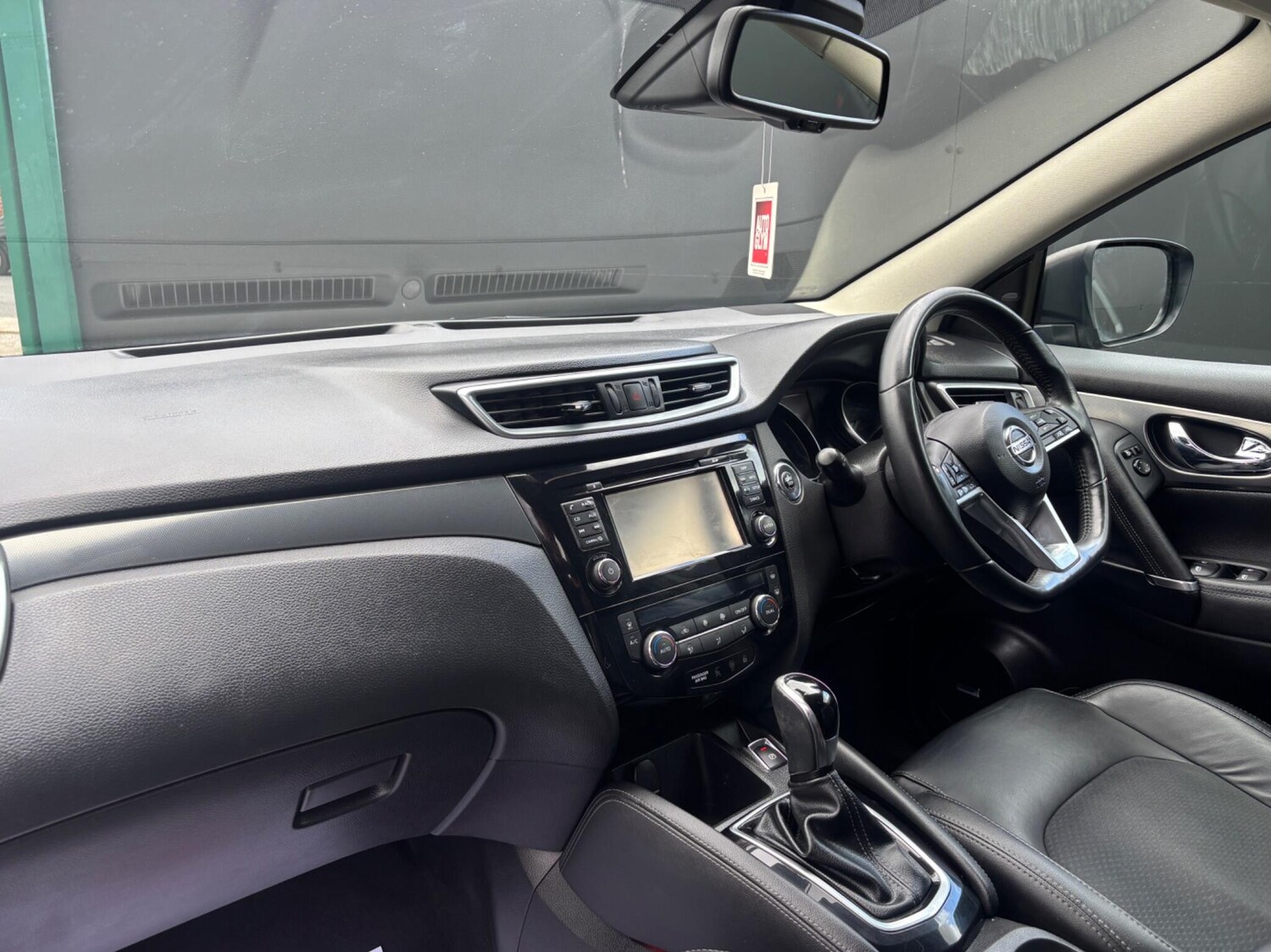 Used Nissan Qashqai 2017 for sale - 76032383: Photo 29