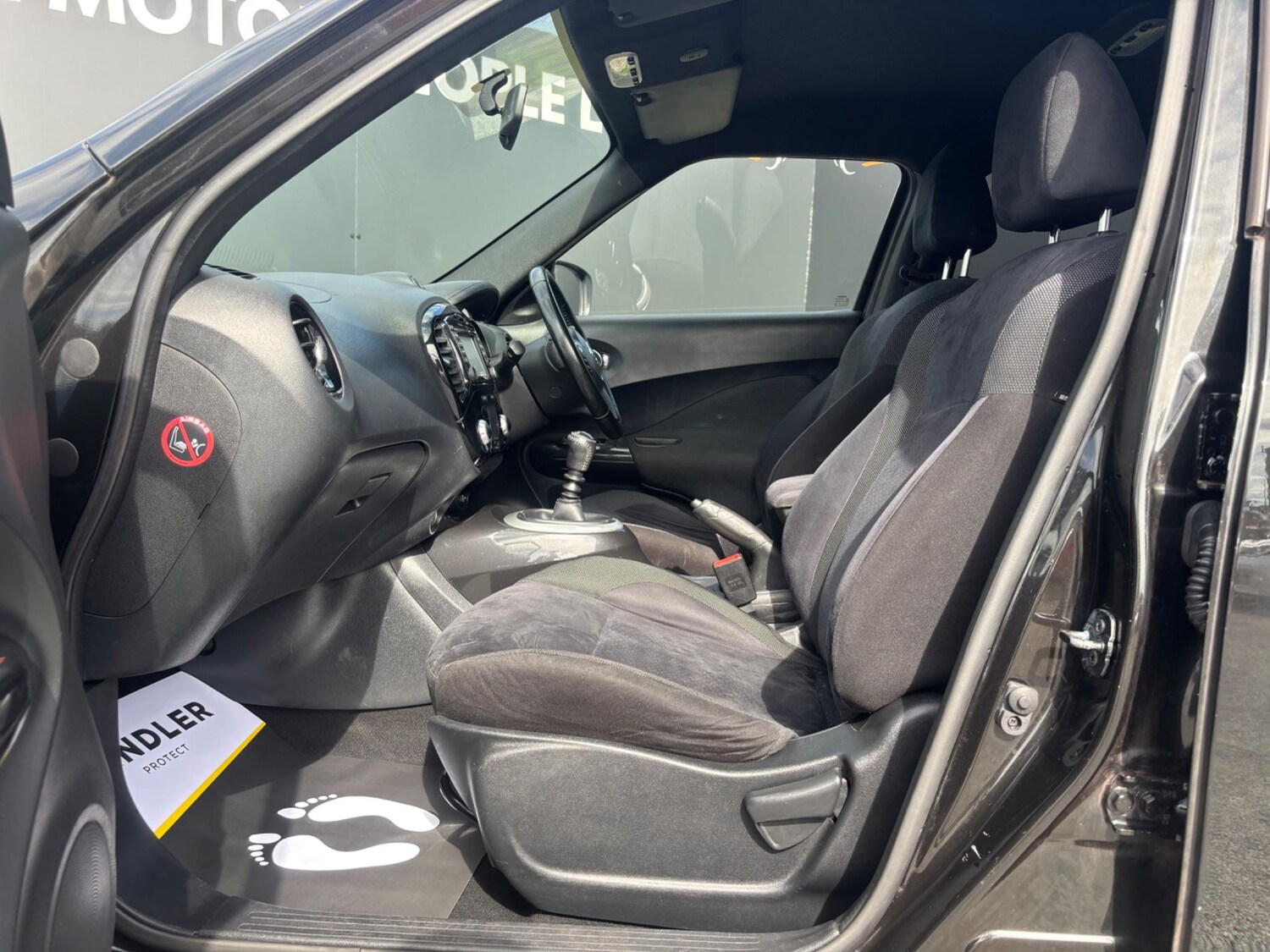 Vehicle 29