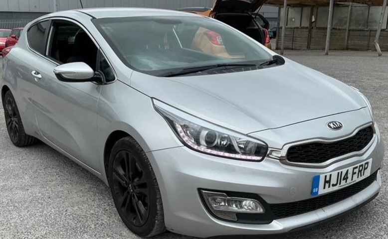 Used Kia Pro Ceed 2014 for sale - 76352859: Photo 5