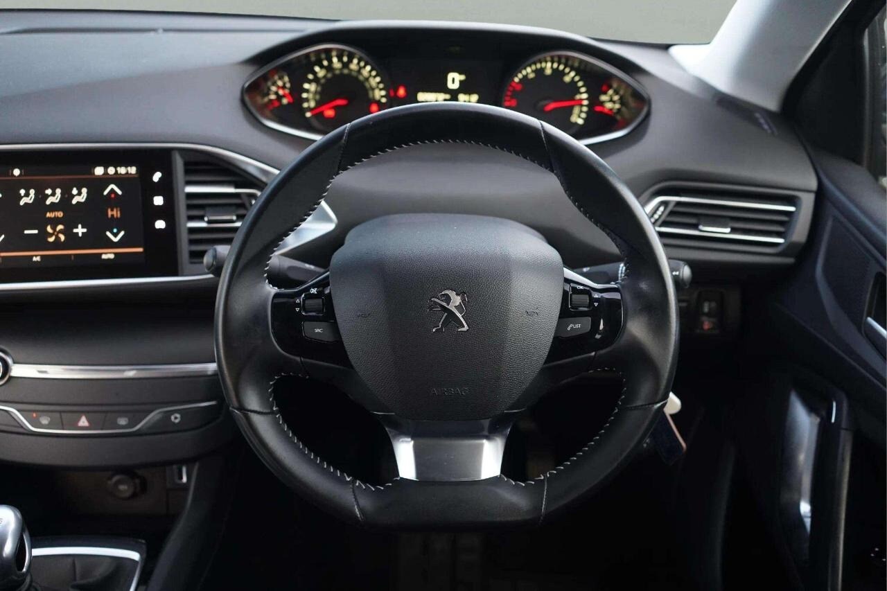 Used Peugeot 308 2017 for sale - 76623756: Photo 11