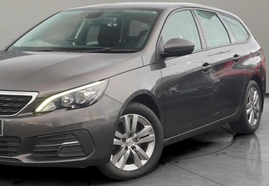 Used Peugeot 308 2017 for sale - 76623756: Photo 2
