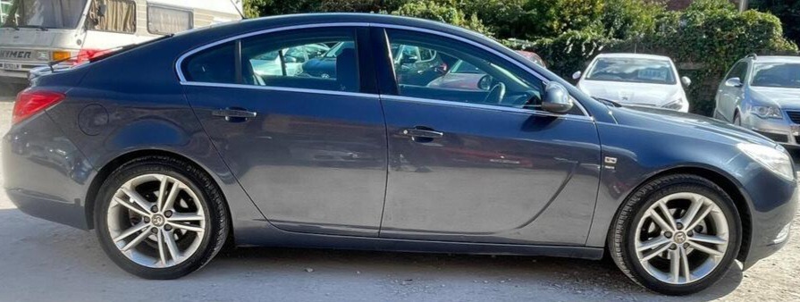 Used Vauxhall Insignia 2011 for sale - 76355017: Photo 2