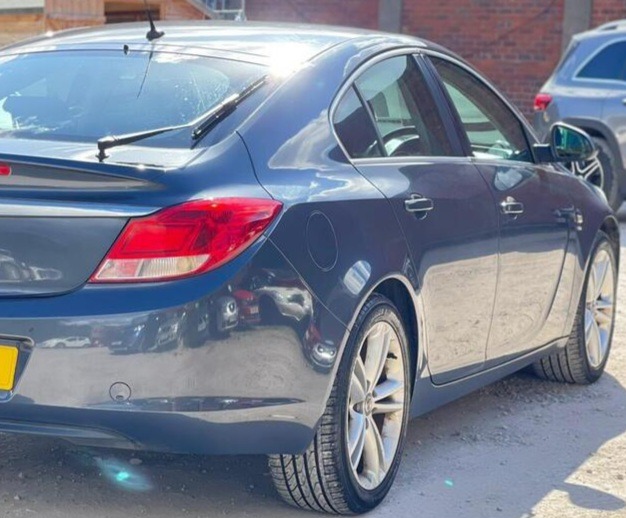 Used Vauxhall Insignia 2011 for sale - 76355017: Photo 6
