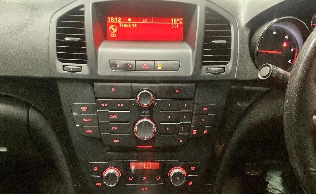 Used Vauxhall Insignia 2011 for sale - 76355017: Photo 9