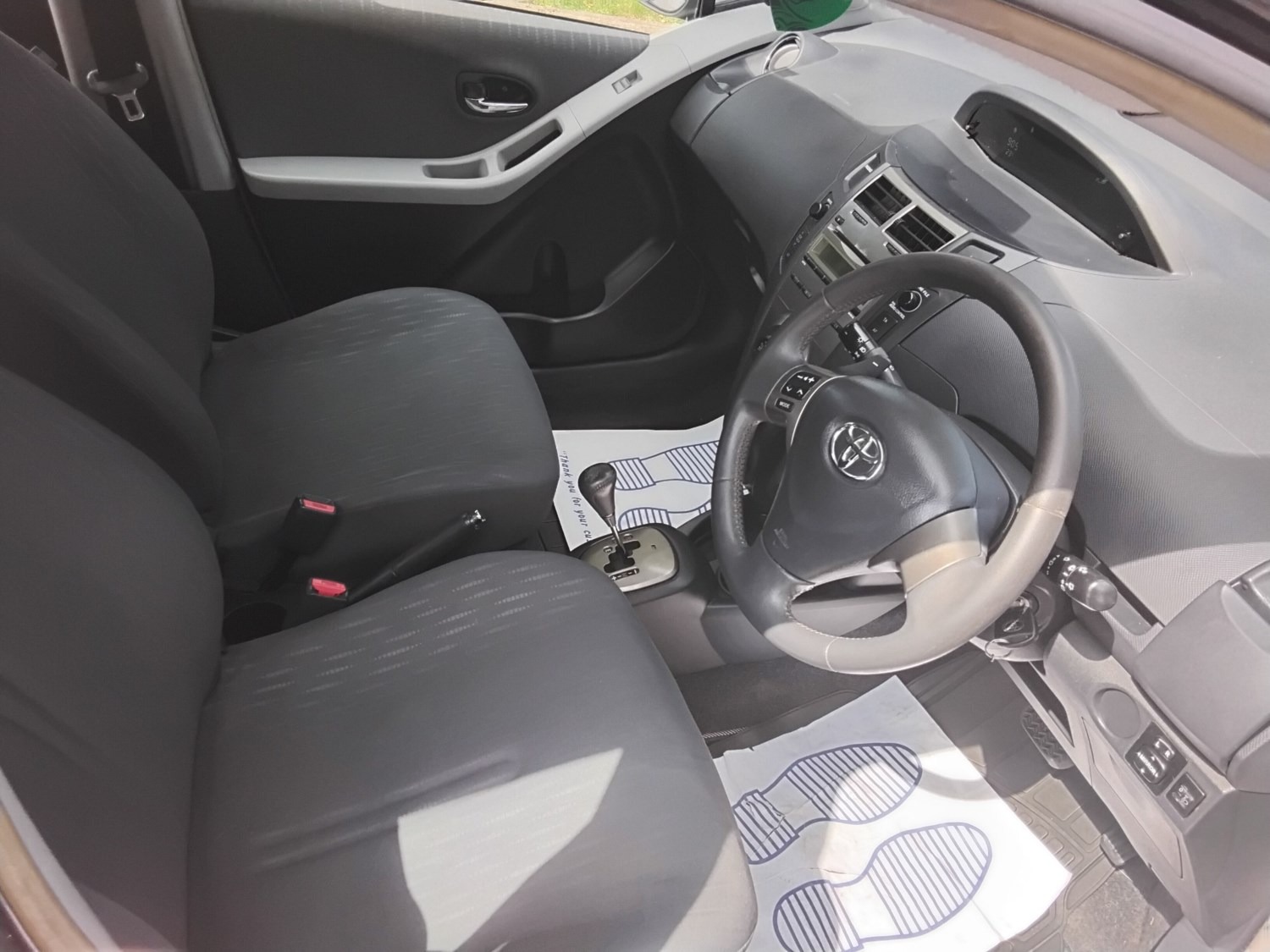 Used Toyota Yaris 2009 for sale - 77945491: Photo 6