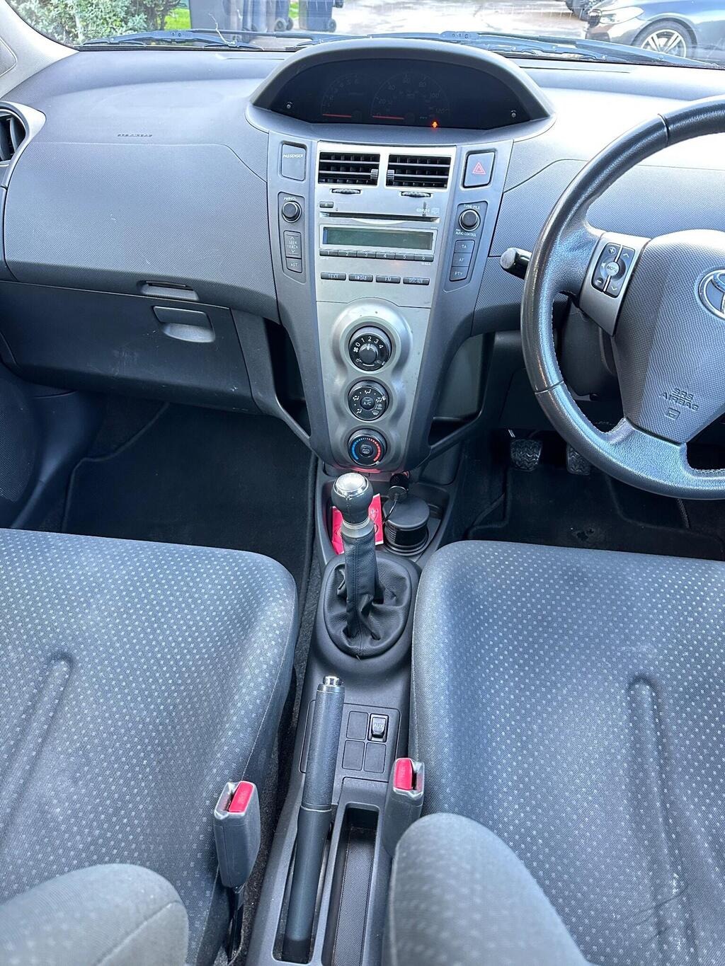 Used Toyota Yaris 2009 for sale - 76756903: Photo 8