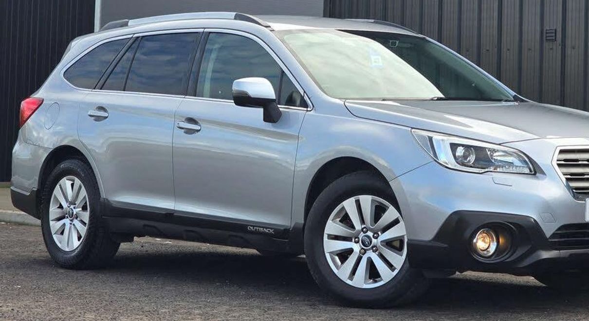 Used Subaru Outback 2015 for sale - 76623679: Photo 2