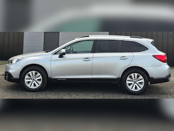 Used Subaru Outback 2015 for sale - 76623679: Photo