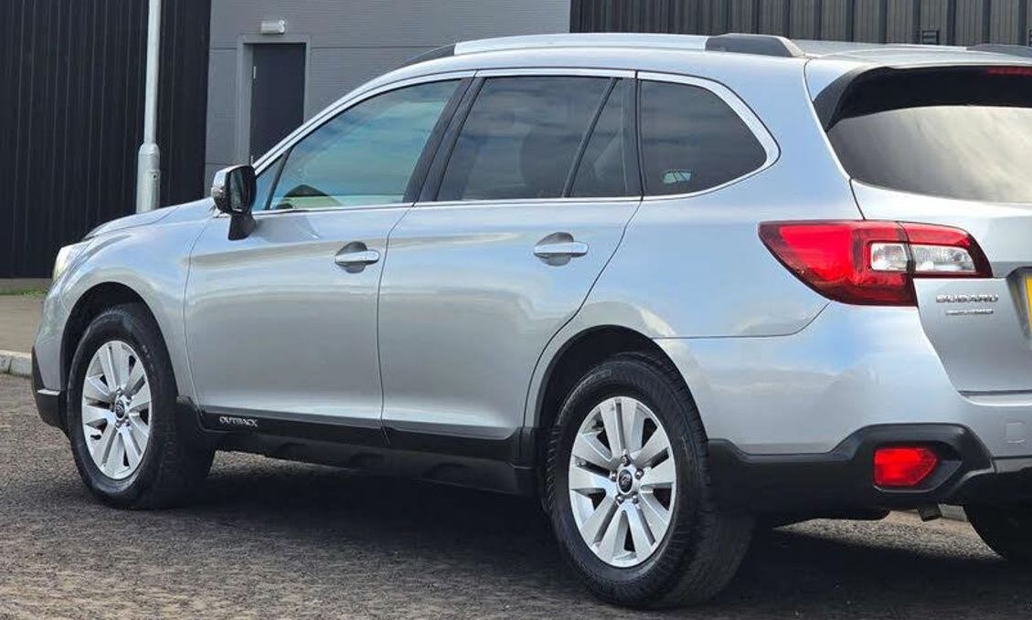 Used Subaru Outback 2015 for sale - 76623679: Photo 6