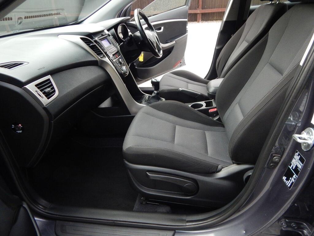 Used Hyundai i30 2016 for sale - 76309555: Photo 12