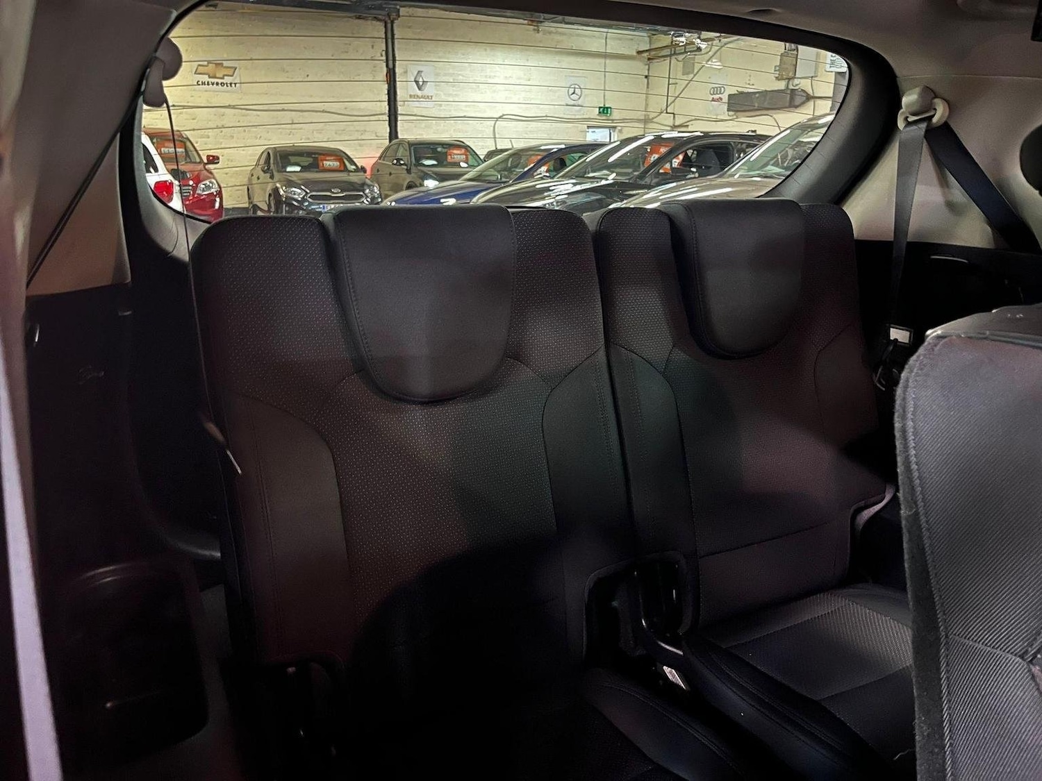 Used Kia Carens 2015 for sale - 76114765: Photo 17