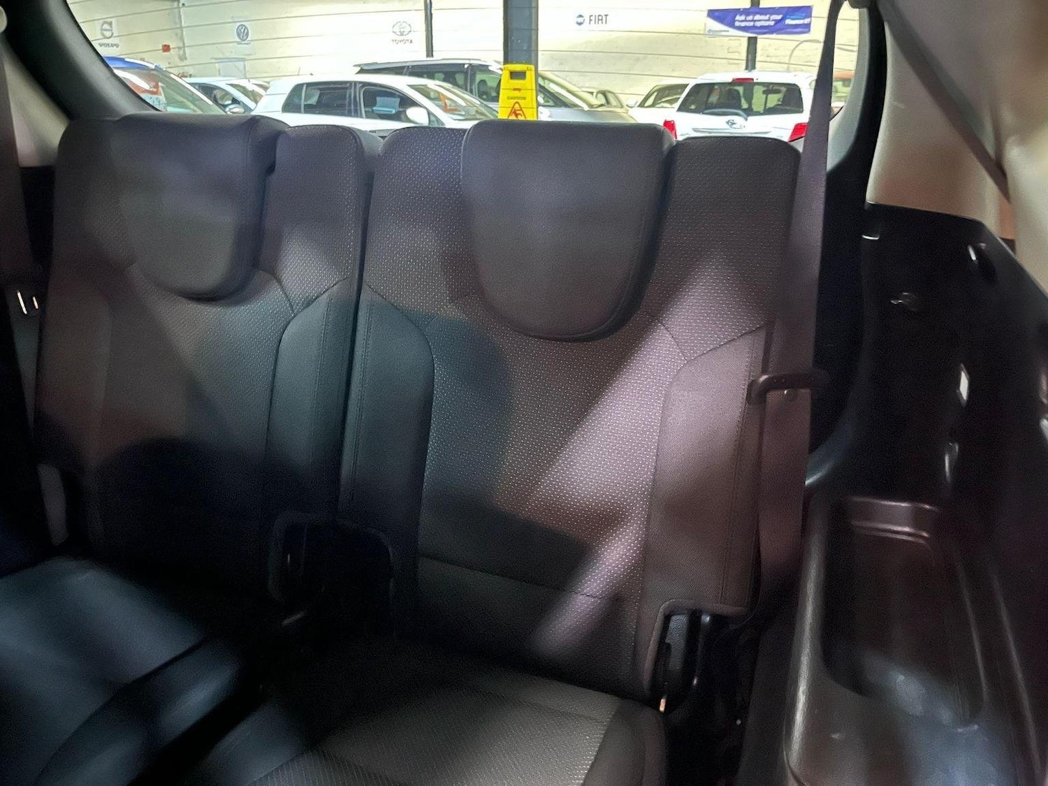 Used Kia Carens 2015 for sale - 76114765: Photo 18