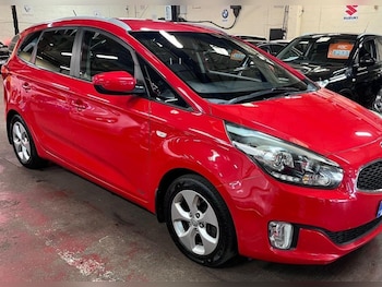 Used Kia Carens 2015 for sale - 76114765: Photo