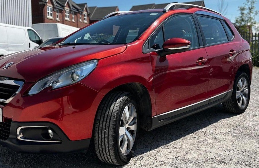 Used Peugeot 2008 2015 for sale - 76117371: Photo 2