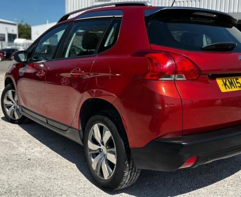 Used Peugeot 2008 2015 for sale - 76117371: Photo 3