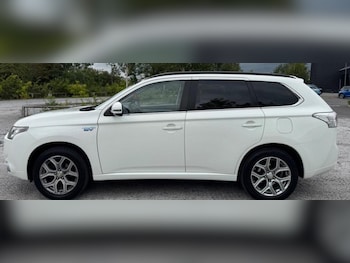 Used Mitsubishi Outlander 2015 for sale - 76116654: Photo 3
