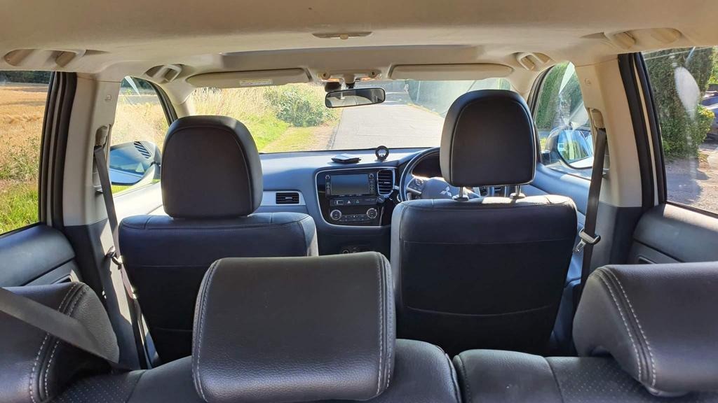 Used Mitsubishi Outlander 2015 for sale - 76116654: Photo 8