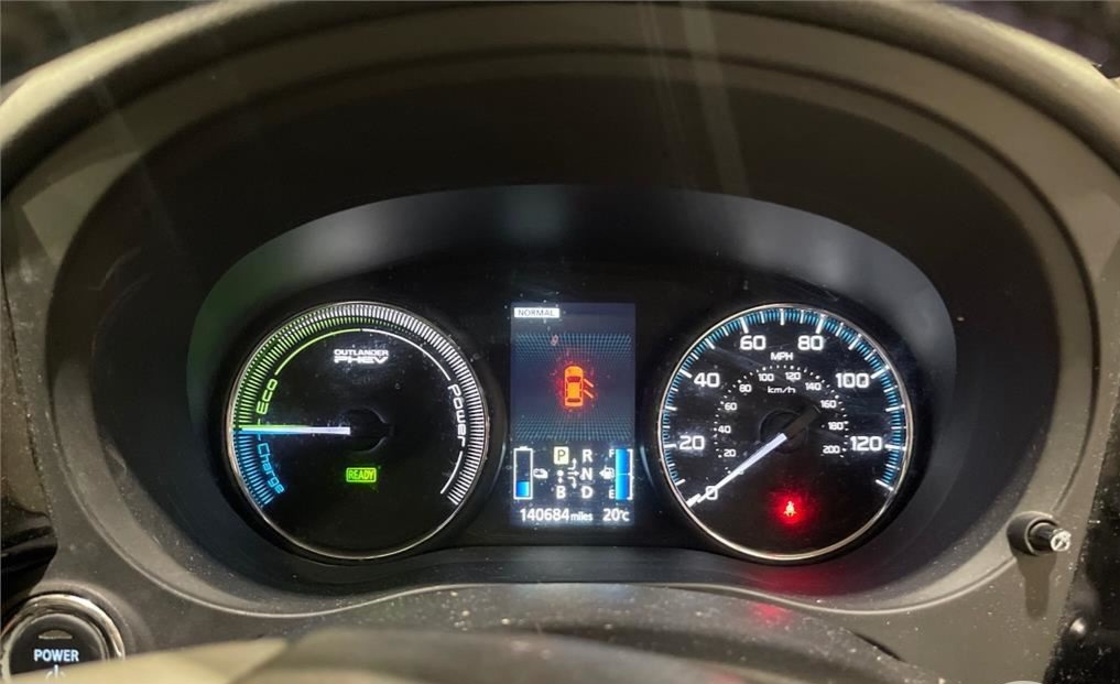 Used Mitsubishi Outlander 2015 for sale - 76116654: Photo 9