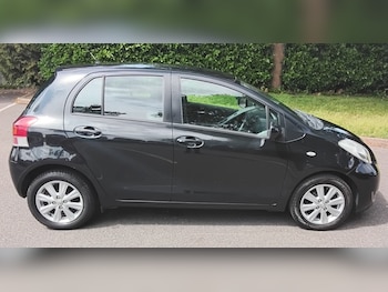 Used Toyota Yaris 2009 for sale - 76117151: Photo