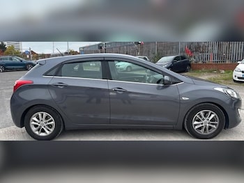 Used Hyundai i30 2016 for sale - 77271918: Photo