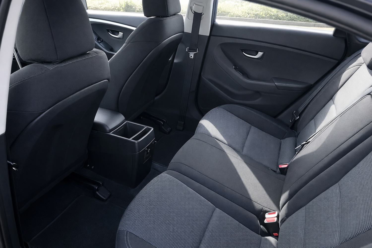 Used Hyundai i30 2014 for sale - 77943639: Photo 12