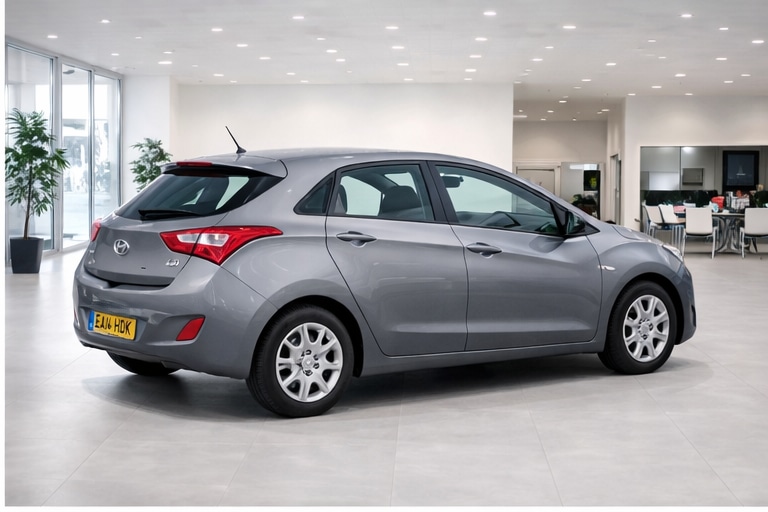 Used Hyundai i30 2014 for sale - 77943639: Photo 2