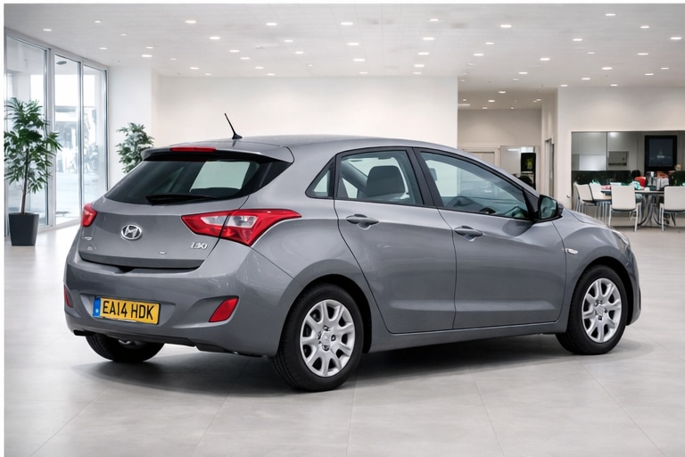 Used Hyundai i30 2014 for sale - 77943639: Photo 4