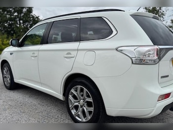 Used Mitsubishi Outlander 2015 for sale - 75416474: Photo