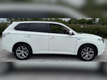 Used Mitsubishi Outlander 2015 for sale - 75416474: Photo