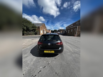 Used Volkswagen Golf 2015 for sale - 79105479: Photo