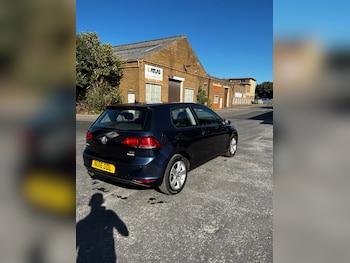 Used Volkswagen Golf 2016 for sale - 79372349: Photo