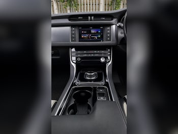 Used Jaguar XF 2016 for sale - 78995507: Photo