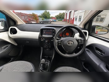 Used Toyota AYGO 2017 for sale - 78995537: Photo