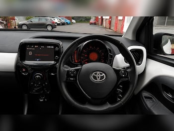 Used Toyota AYGO 2017 for sale - 78995537: Photo