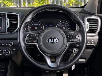 Used Kia Sportage 2018 for sale - 79287380: Photo