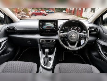 Used Toyota Yaris 2022 for sale - 79311864: Photo