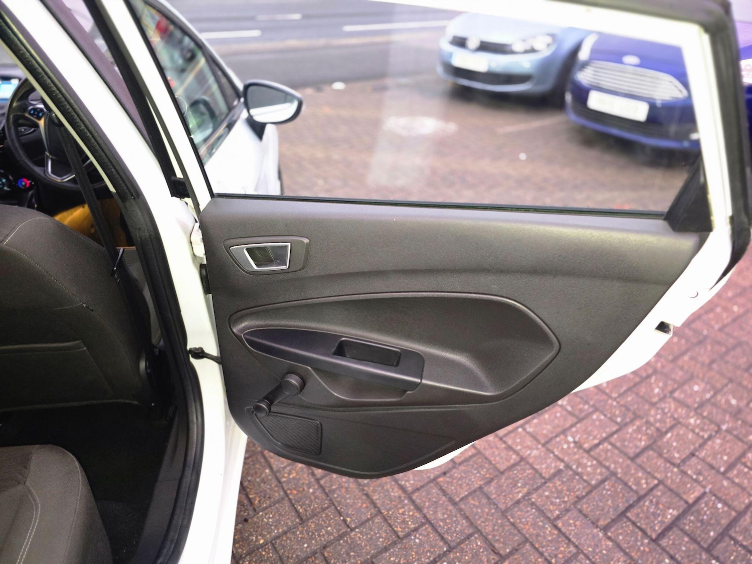 Used Ford Fiesta 2016 for sale - 76397904: Photo 15