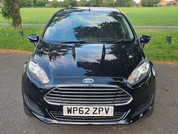 Used Ford Fiesta 2013 for sale - 79008008: Photo