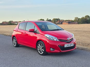 Used Toyota Yaris 2011 for sale - 79635184: Photo