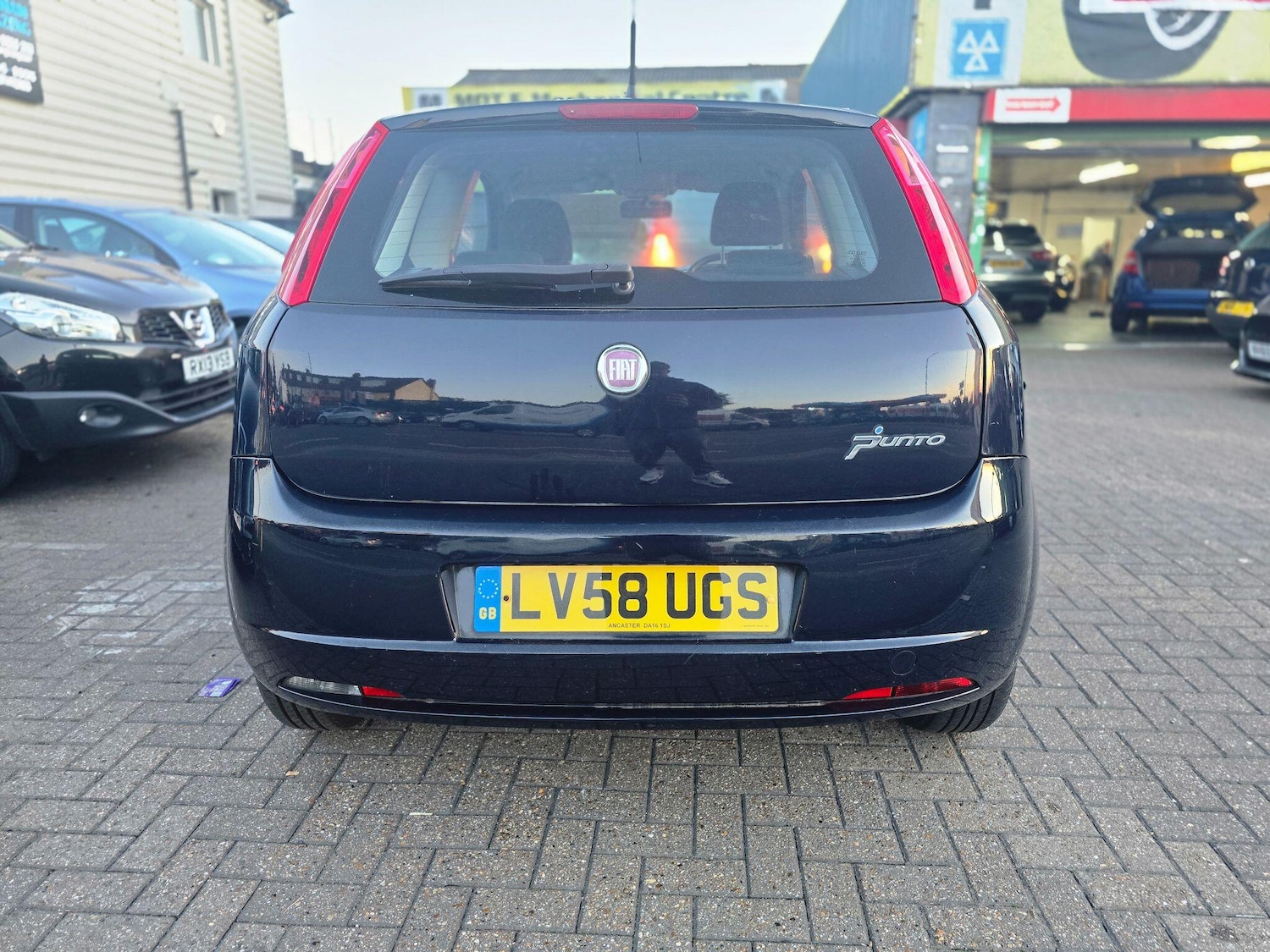 Used Fiat Grande Punto 2009 for sale - 76122579: Photo 5