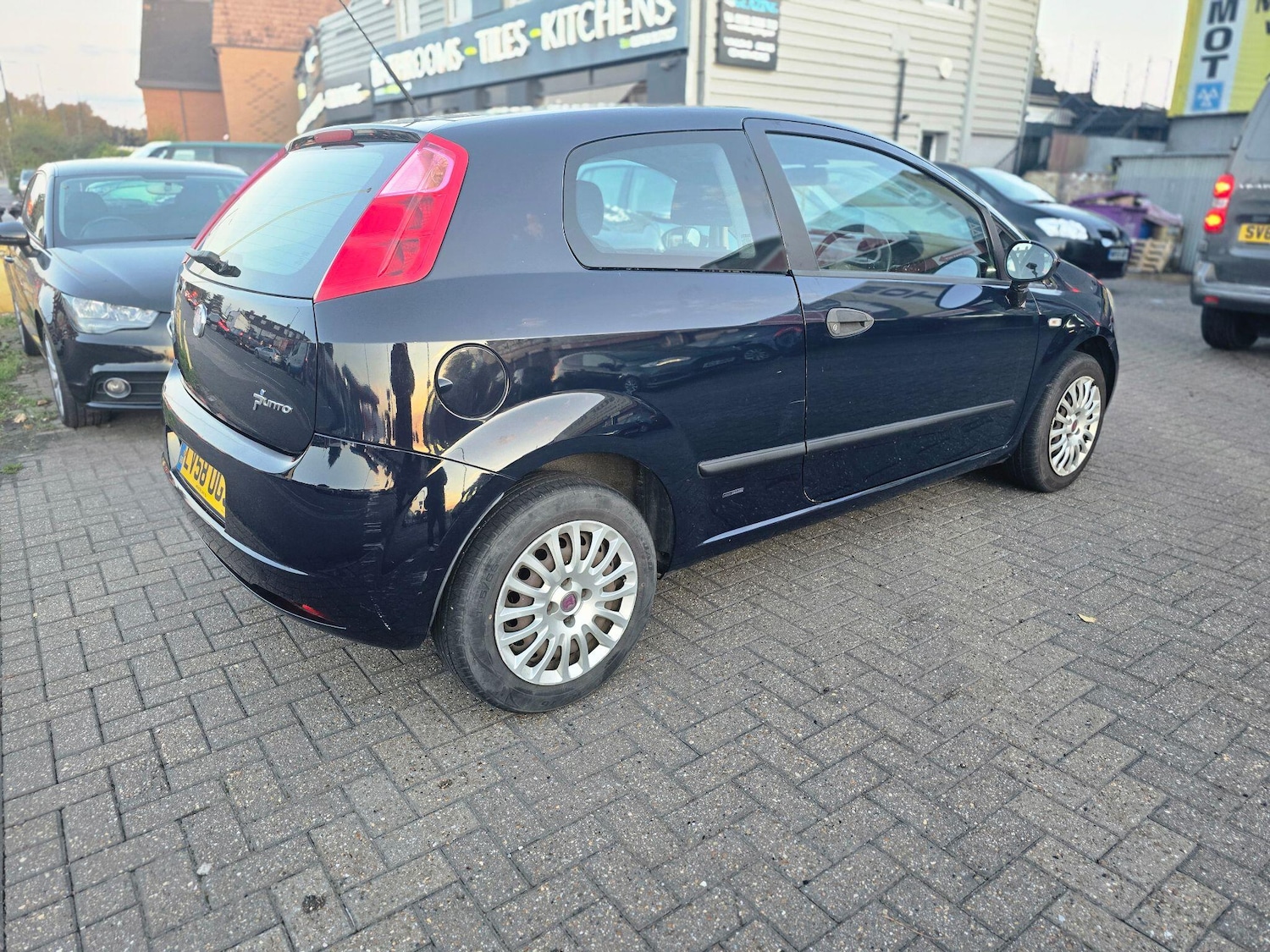 Used Fiat Grande Punto 2009 for sale - 76122579: Photo 6