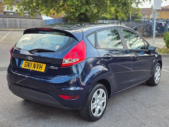Used Ford Fiesta 2011 for sale - 79601904: Photo