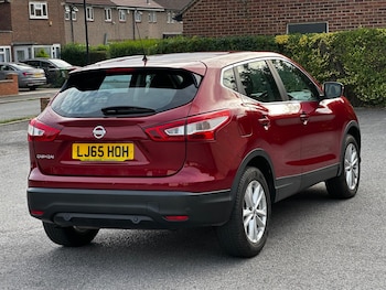 Used Nissan Qashqai 2015 for sale - 75708064: Photo